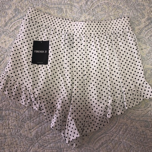 NWT SHORTS - Picture 1 of 2